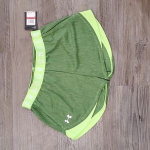 Under Armour  Loose Fit Shorts Size XS